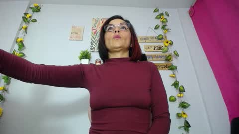 Luna Tamara online show from December 5, 5:40 am