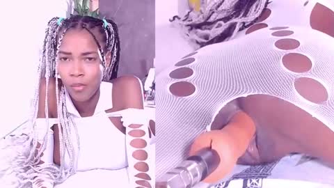 lunna online show from October 9, 3:27 pm