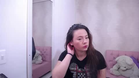 Katty   what ever do you want on my pv is for extra tokens minimi 250 tks ty u for understand online show from March 11, 2:53 am