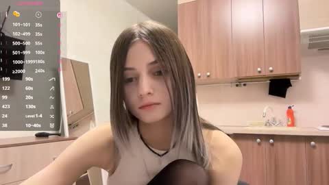 May online show from November 10, 4:13 pm