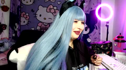 lussyevans_ online show from July 17, 8:51 am