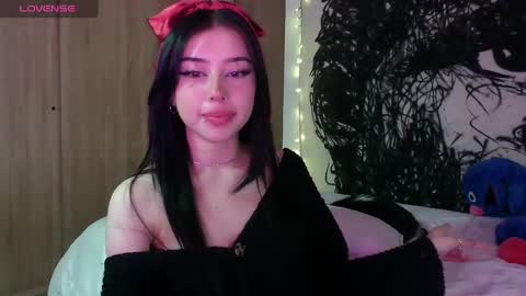 Valerie  April   online show from February 6, 10:32 pm