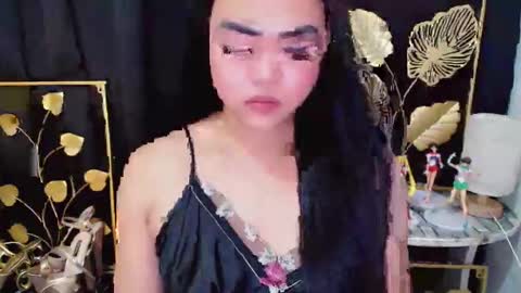 Trina online show from March 27, 9:21 am