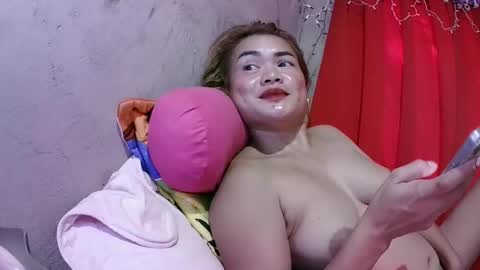 Flora Mae online show from December 4, 5:21 am