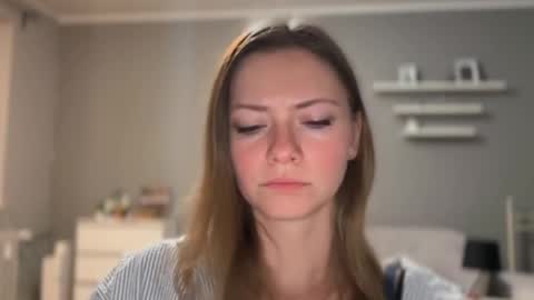 Millie online show from April 27, 9:12 pm