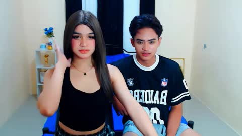 queen lux online show from October 3, 7:02 am