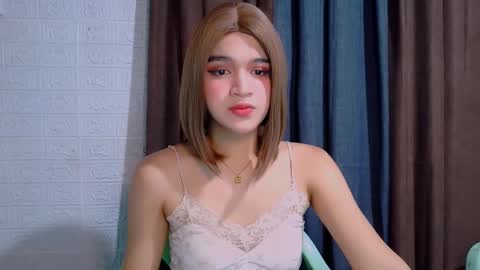 queen lux online show from March 11, 1:21 am