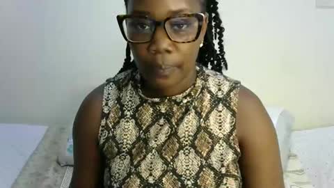 LINA online show from April 19, 12:49 pm