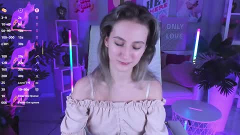 Ray online show from September 9, 6:08 pm