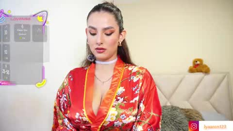lya_aron_couple online show from October 9, 8:02 pm