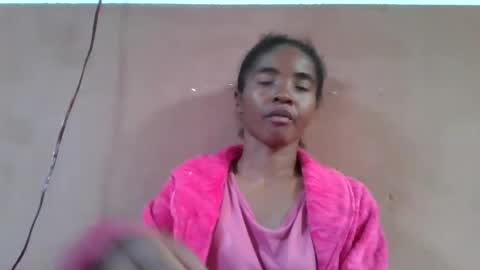 lydie856696 online show from July 7, 7:09 am