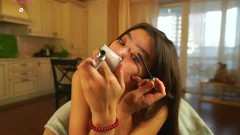 hi im Lyle online show from April 18, 2:14 am