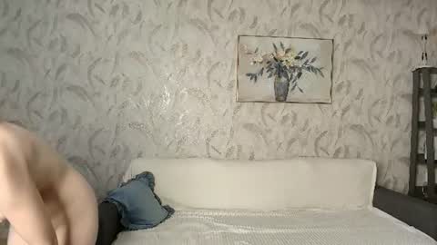 LynaFrost online show from July 7, 7:23 am