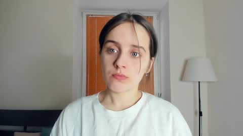 Lina online show from December 19, 6:23 am