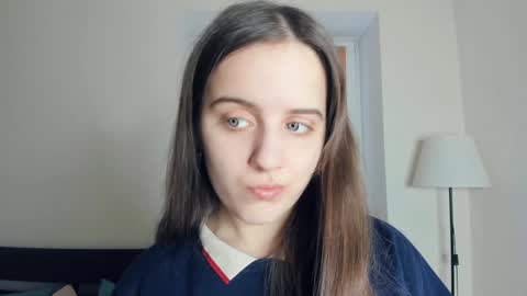 Lina online show from December 17, 6:35 am