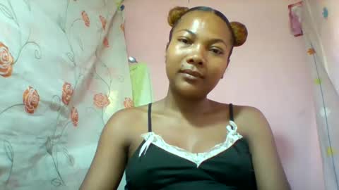 lyndah19 online show from March 2, 6:03 am