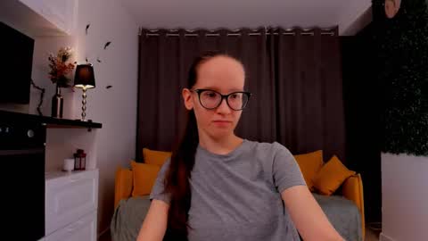 Sara online show from February 23, 4:07 pm