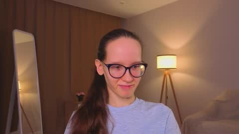 Sara online show from February 23, 4:28 pm