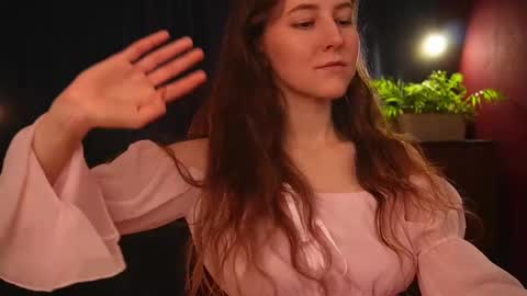 Lynn online show from October 22, 10:31 am