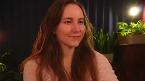 Lynn online show from November 21, 3:14 pm