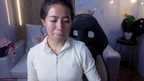 lynn_turner_ online show from March 25, 1:03 pm