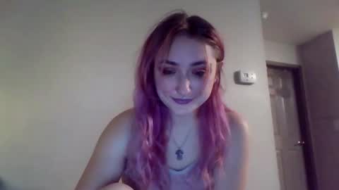 Lynn  online show from January 18, 1:35 am