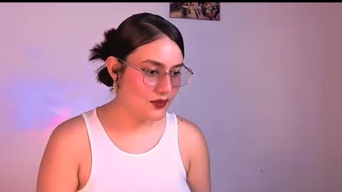 Lyra Carter online show from January 14, 5:34 am