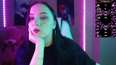 Melissa online show from November 18, 8:10 pm