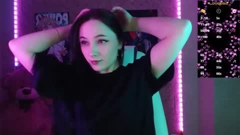 Melissa online show from March 11, 4:31 pm