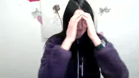 m_i_k_i_ online show from February 20, 12:18 pm