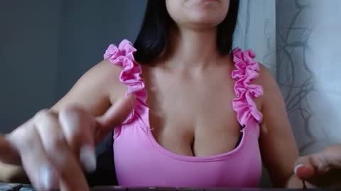 maaddy_thompson online show from September 10, 10:54 pm