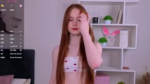 Holly online show from March 17, 11:58 am