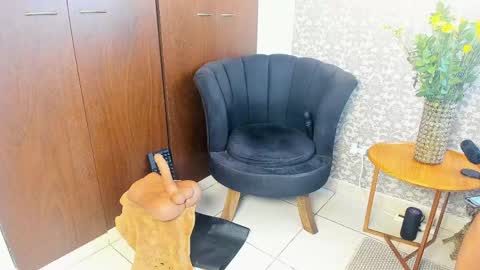 mabel online show from April 19, 7:38 pm