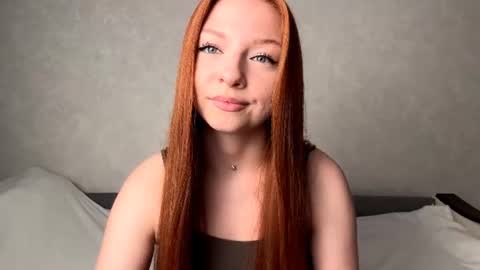 Nicole online show from August 2, 10:35 pm