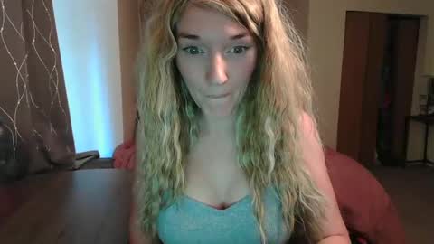 maciimayy online show from September 20, 9:57 pm