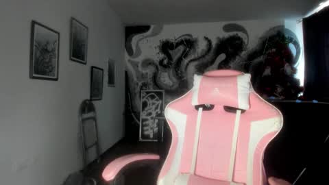 di online show from December 18, 5:07 pm