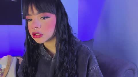 Maddy  online show from March 1, 7:59 pm