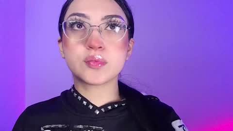   Please followme and rate me your thumbs up online show from September 23, 6:28 pm