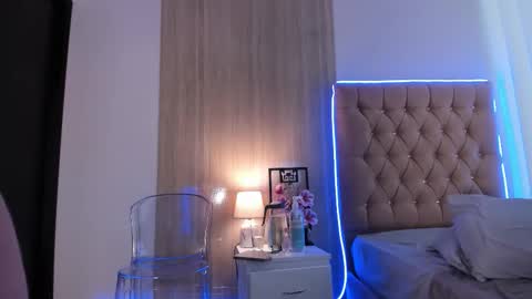 Maddyluxe online show from January 17, 9:22 pm