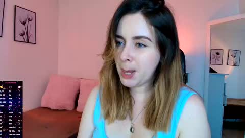 madelamee online show from September 27, 6:15 pm