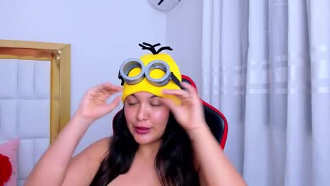 Madeline online show from October 15, 12:35 am