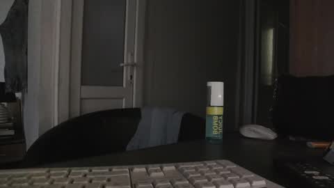 madelynvelure online show from April 23, 4:31 pm