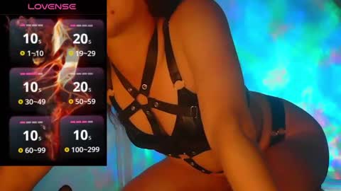 madi_babes online show from February 17, 9:03 am