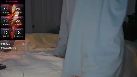 madi_babes online show from February 18, 6:15 am