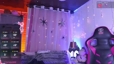 Madison   online show from October 21, 12:31 pm