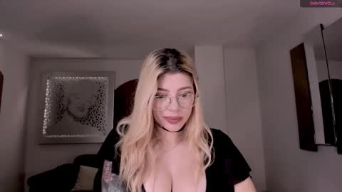 Madison Kane online show from November 29, 11:14 am