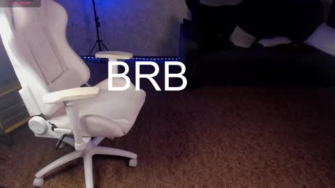 Maevee online show from February 14, 10:38 am