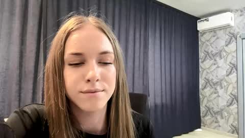 Sara online show from April 14, 6:46 am