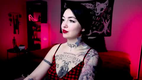 Magic Allie online show from April 10, 7:09 pm