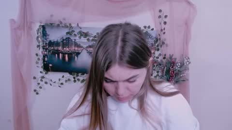 magic_katarina_ online show from December 18, 10:53 am